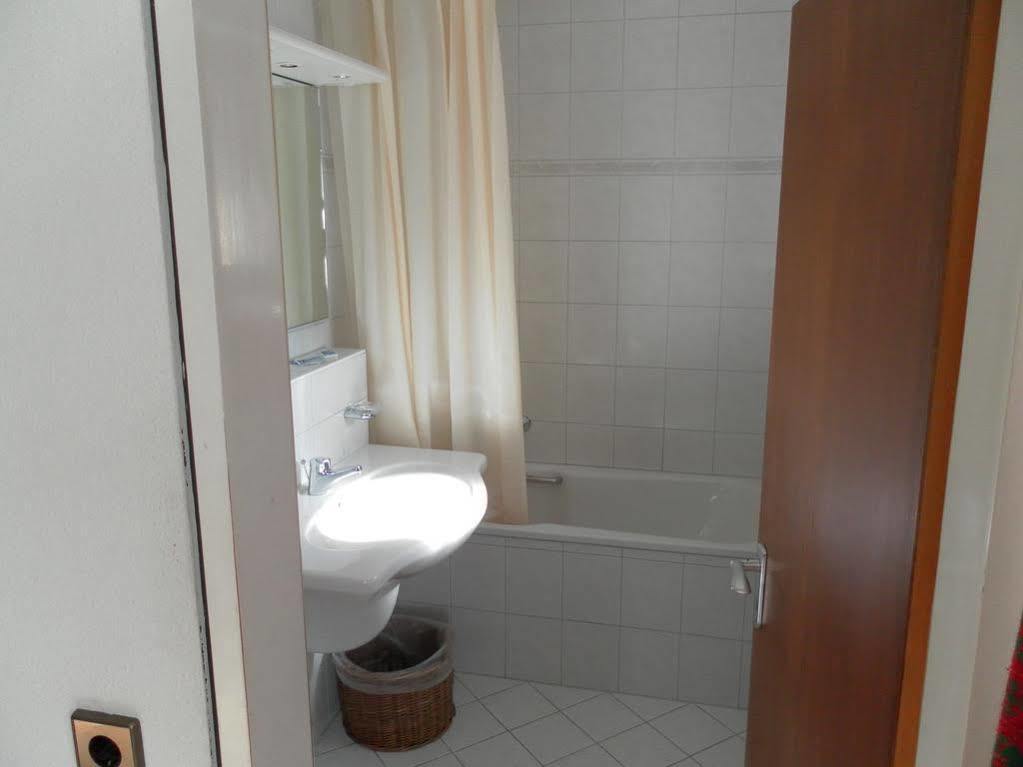 تيتيسي نيوستادت Hotel Rauchfang المظهر الخارجي الصورة